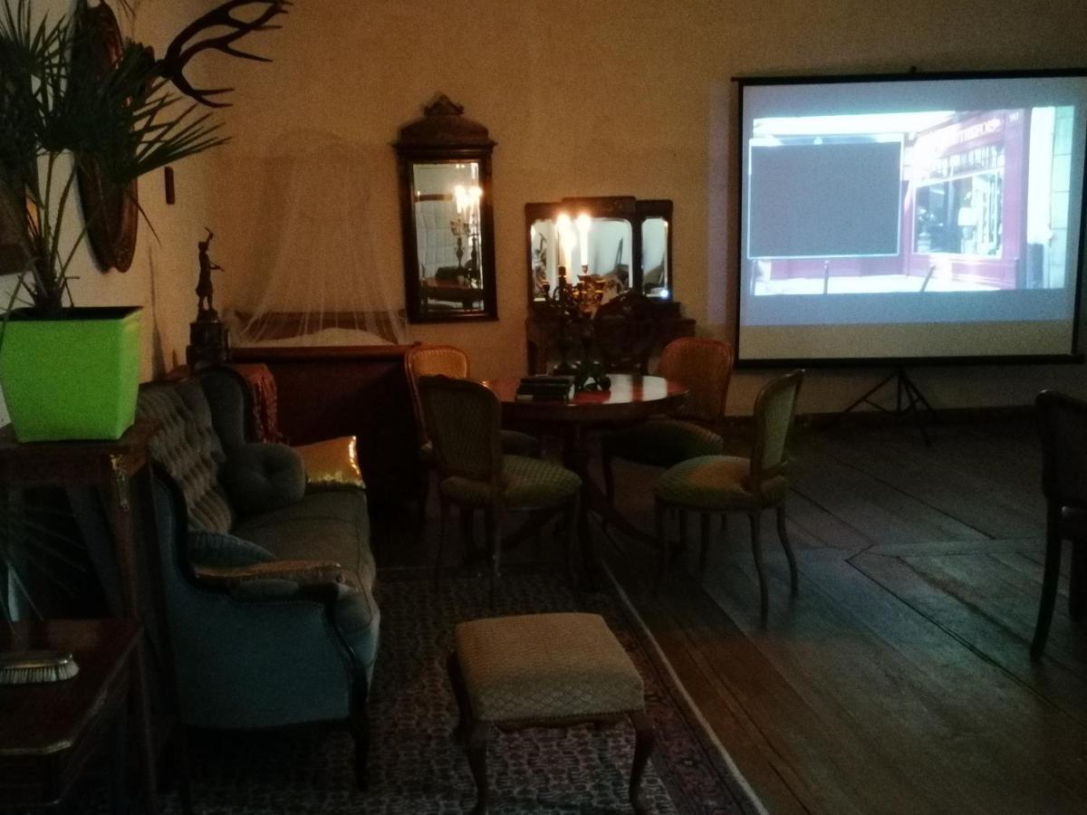 Palac Paprotno Karnice Kültér fotó