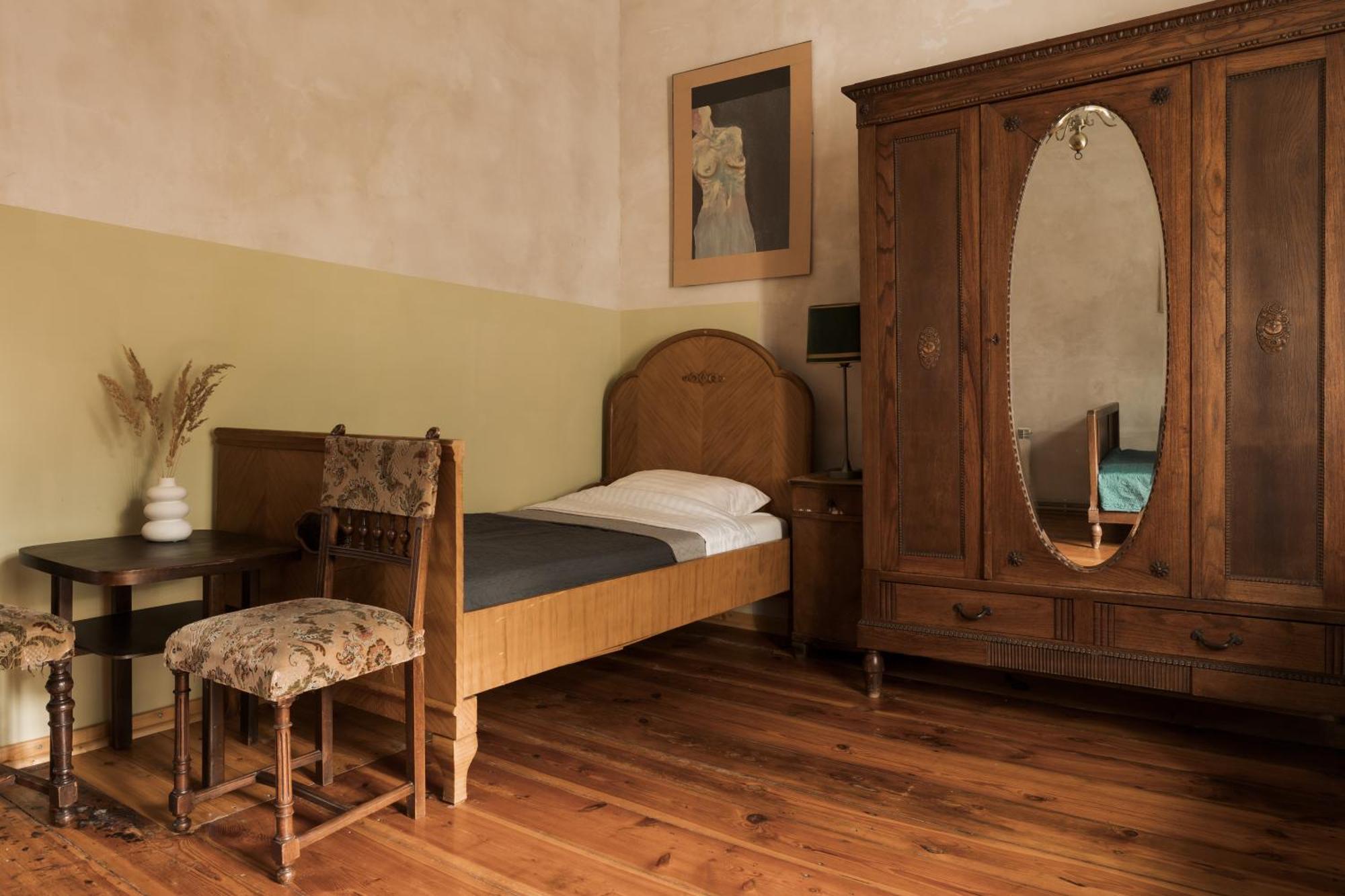 Palac Paprotno Karnice Kültér fotó